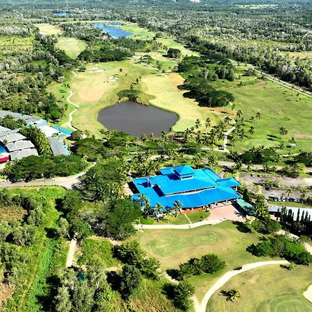 Artitaya Borneo Golf & Resort Papar Bagian luar foto
