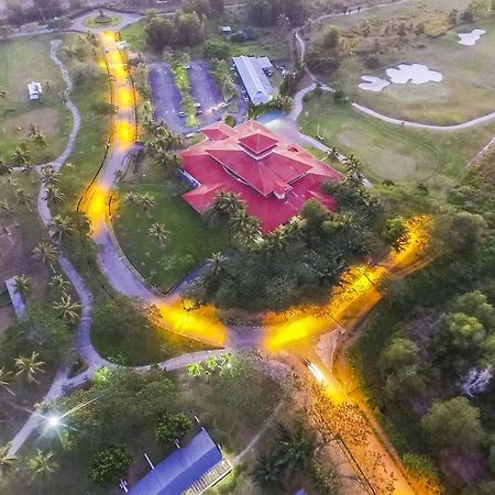 Artitaya Borneo Golf & Resort Papar Bagian luar foto