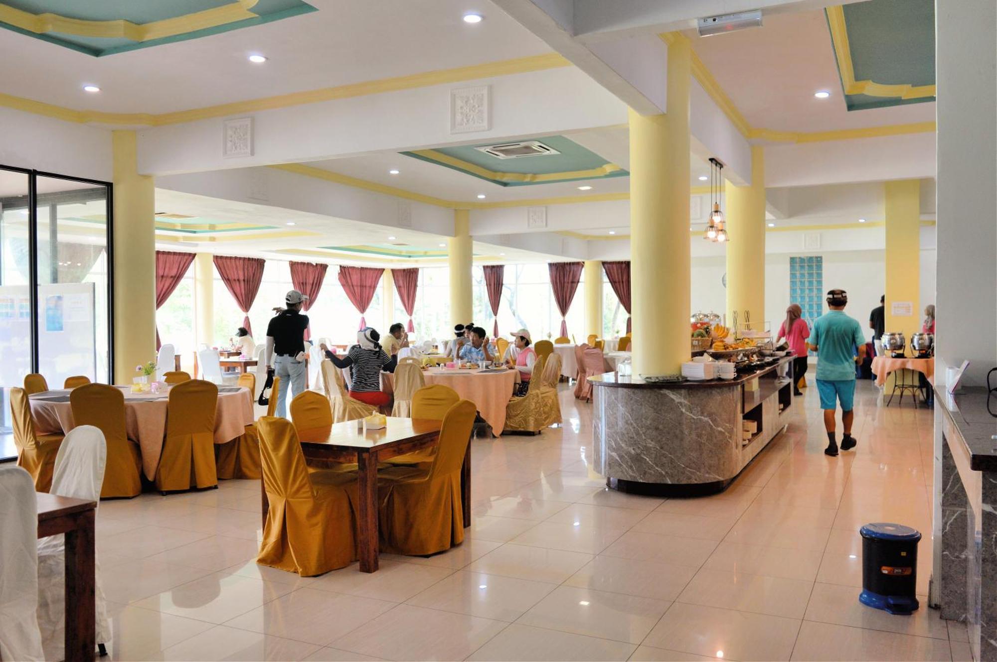 Artitaya Borneo Golf & Resort Papar Bagian luar foto