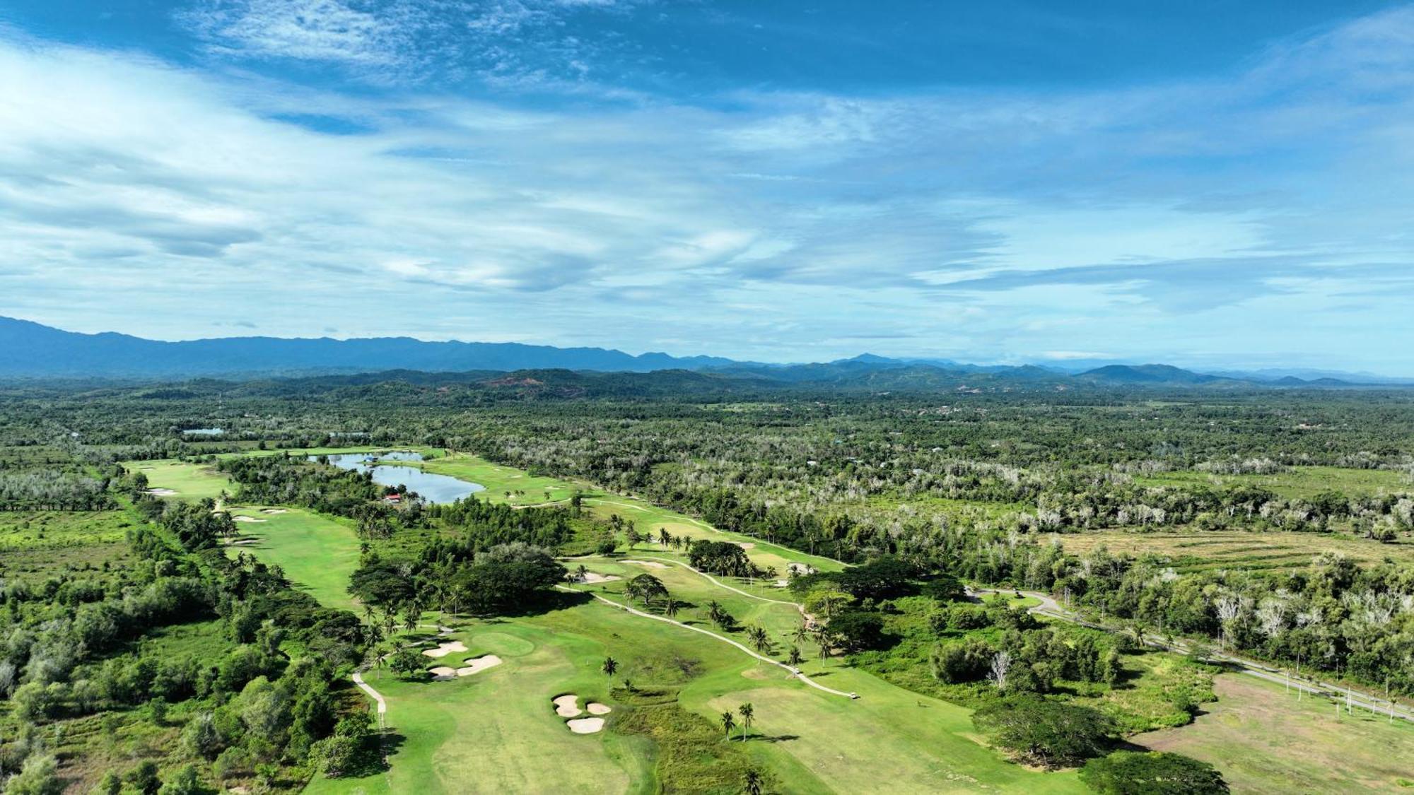 Artitaya Borneo Golf & Resort Papar Bagian luar foto