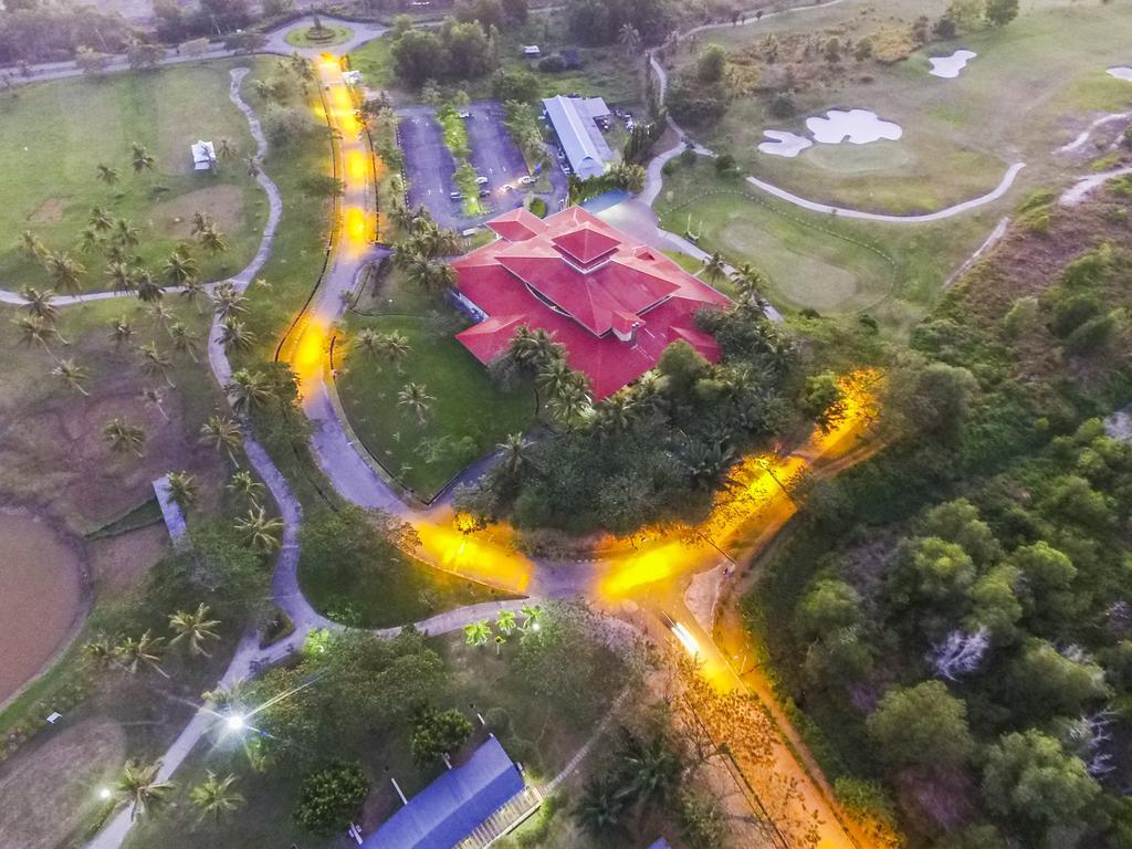 Artitaya Borneo Golf & Resort Papar Bagian luar foto